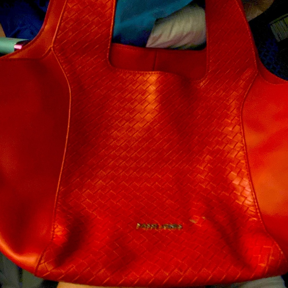 It’s is a Sassy Jones large tote bag.